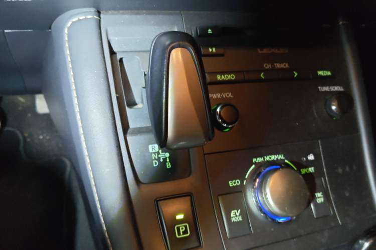 Used Lexus CT 2017 CT200h Comfort Edition Monochrome China V Standard Gear Lever