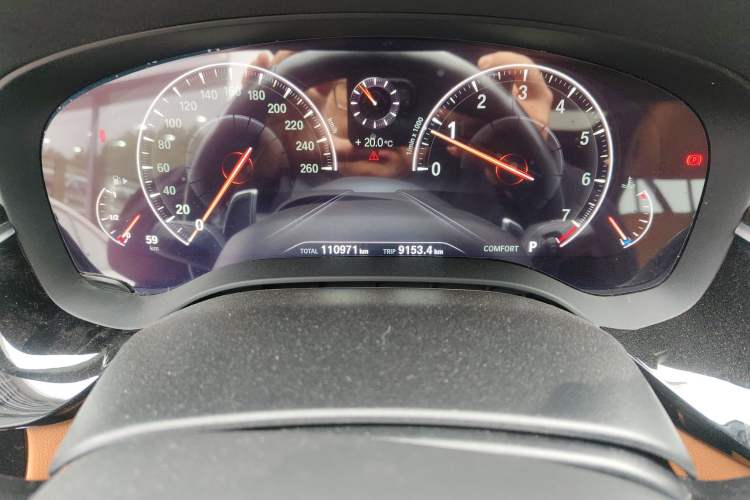 Used BMW 5 Series 2019 Facelifted 530Li Leading Edition M Sport Package
