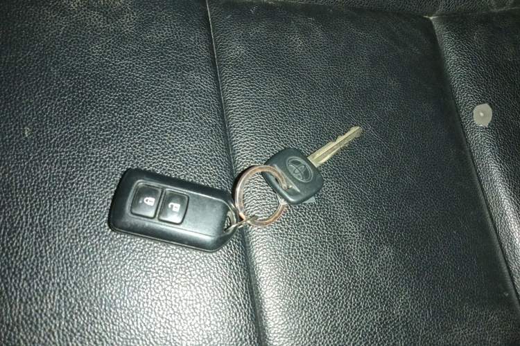 Used Toyota YARiS L Zhi Xuan 2016 Revised 1.5E CVT Charming Edition