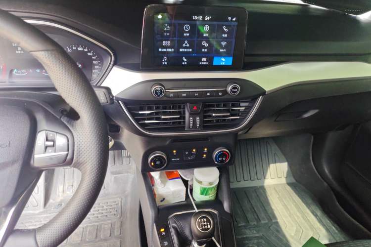 Used Ford Focus 2019 Hatchback 1.5L Manual FENGYUE Model China V Standard