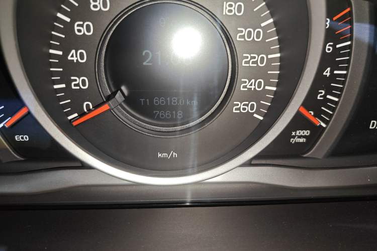 Used Volvo XC60 2017 T5 Smart Upgrade Edition