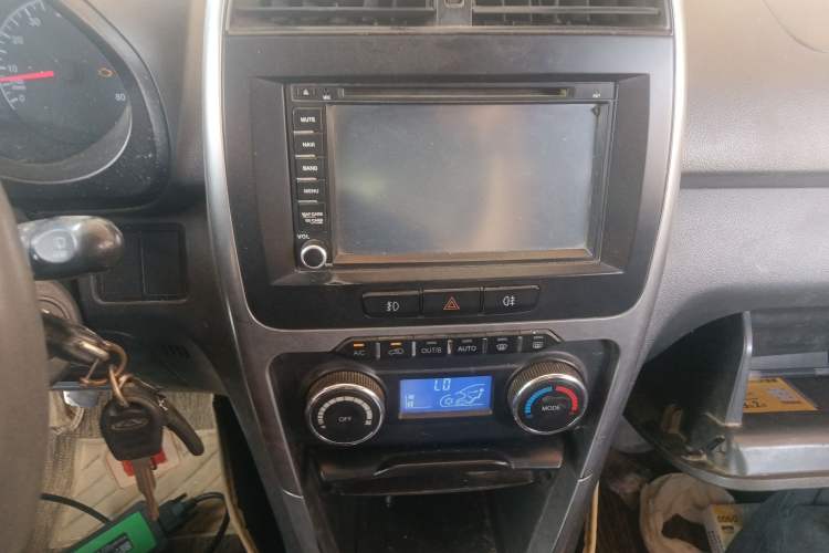 Used Chery Tiggo 3 2014 1.6L Manual Zhishang Edition Audio And AC Panel
