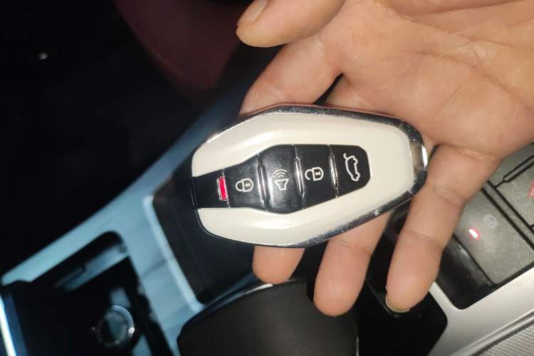 Used JETOUR X70 PLUS 2023 1.5T DCT Brave PLUS 7-Seater