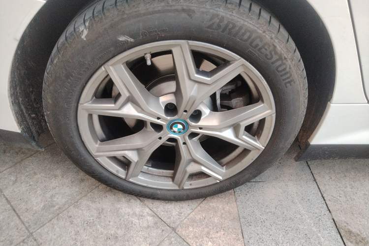 Used BMW i3 2024 eDrive 35 L Exterior 5