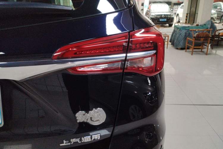 Used Buick Envision 2020 20T Two-Wheel Drive Luxury Model