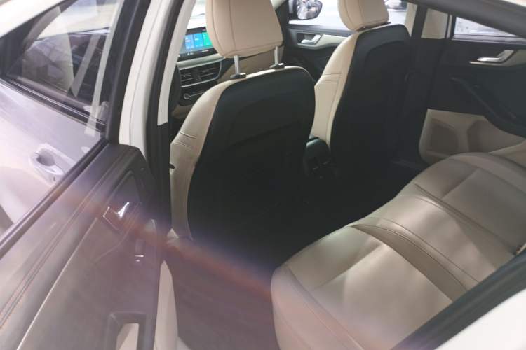 Used Ford Focus 2021 Sedan EcoBoost 180 Automatic Trendy Model
