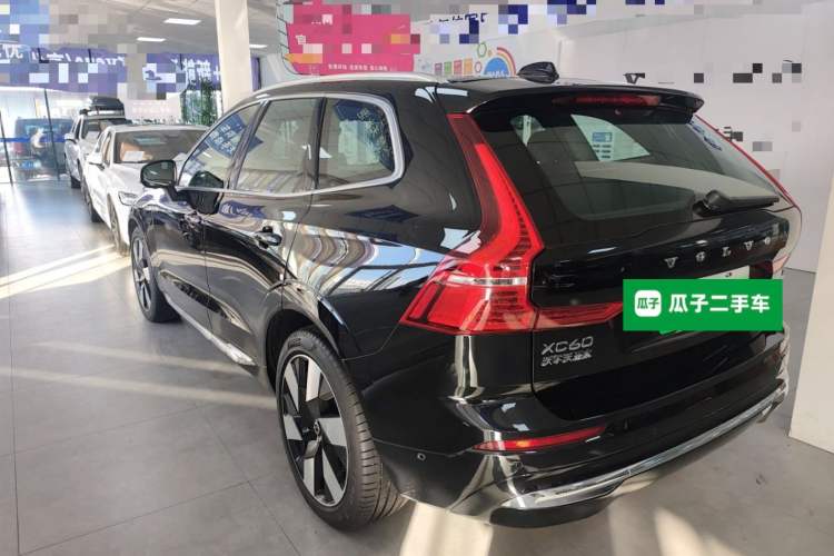 Used Volvo XC60 New Energy 2025 Plug-in Hybrid Long-Range All-Wheel Drive Smart Luxury Edition