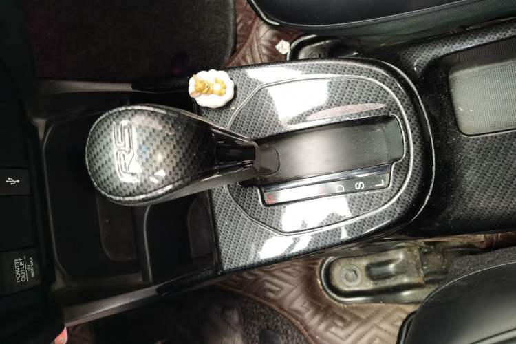 Used Honda Fit 2016 1.5L LXS CVT Comfort Sunroof Version