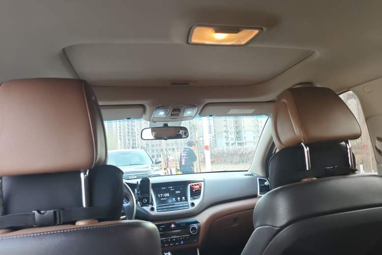 Used Hyundai Tucson 2015 1.6T Dual-Clutch Two-Wheel-Drive Smart Model
