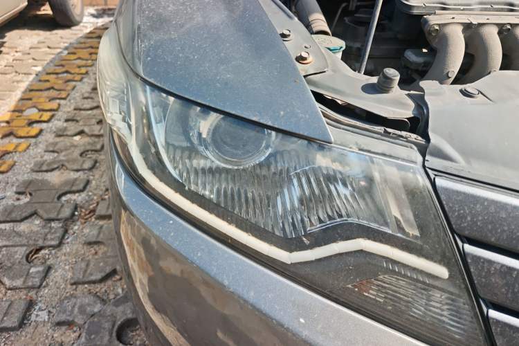 Used Honda City Classic 2011 1.5L Automatic Elite Edition Right Front Headlight