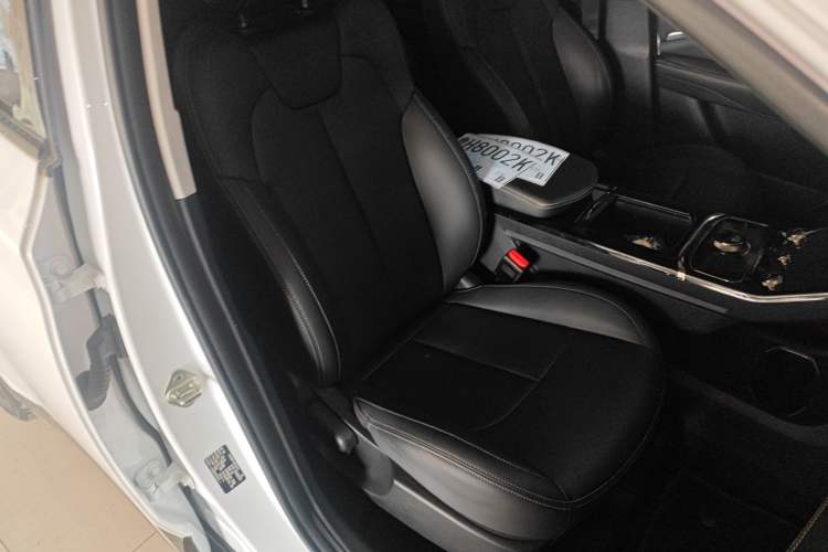 Used NETA U 2023 NETA U-Ⅱ Challenge Edition 400 U Show – Lithium Iron Phosphate