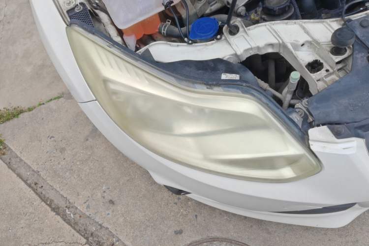 Used Ford Focus 2012 Hatchback 1.6L Automatic Comfort Model Right Front Headlight