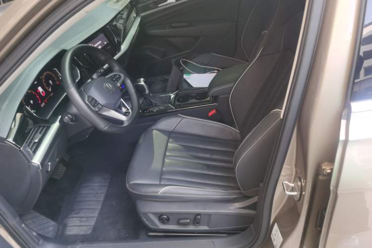 Used Volkswagen Passat 2022 330TSI Elite Edition Custom Version