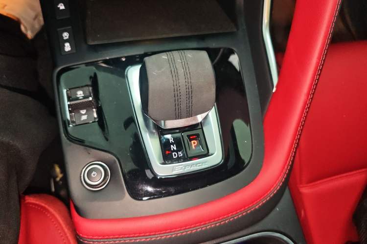 Used Jaguar E-PACE 2024 All-New R-DYNAMIC S Sport Edition
