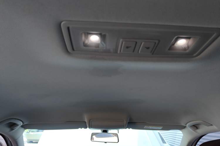 Used Volkswagen Tiguan L 2018 330TSI Automatic Two-Wheel Drive Luxury Edition Headliner