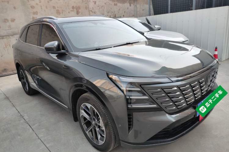 Used CHANGAN CS75 PLUS 2025 4th Generation 1.5T New Blue Whale Smart Flagship Version
