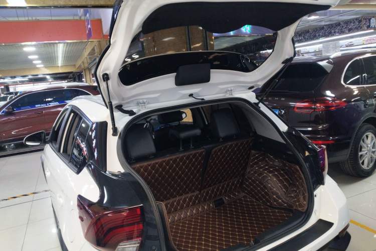 Used Toyota YARiS L Zhi Xuan 2022 X-Trail 1.5L CVT Luxury PLUS Edition
