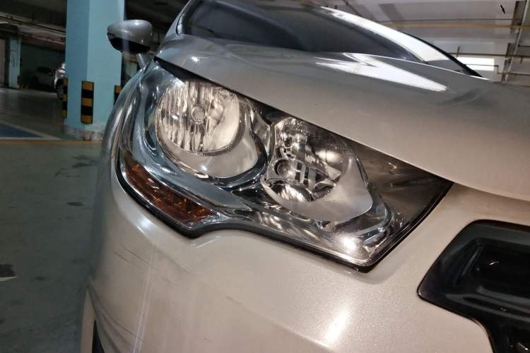 Used Citroen C4L 2015 1.2T Automatic Luxury Edition Right Front Headlight