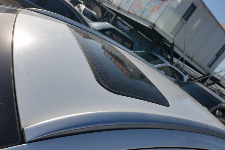 Used Geely Auto Vision X3 2020 1.5L CVT Luxury Model Roof