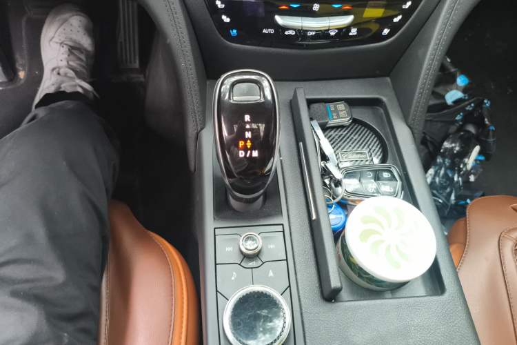 Used Cadillac CT6 2019 28T Luxury Model Gear Lever