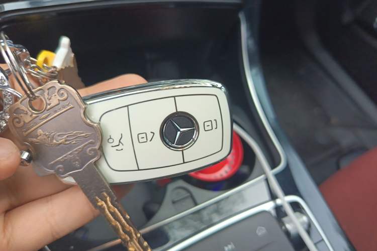 Used Mercedes-Benz C-Class 2021 C 260 Star Edition Vehicle Key