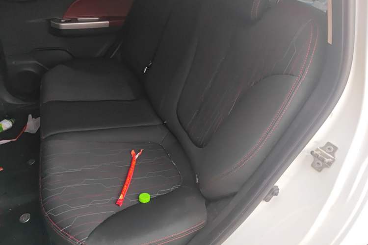 Used CHANGAN Benni 2015 1.4L IMT Prestige Model China V Standard
