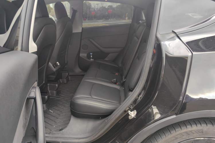 Used Tesla Model Y 2022 Rear-Wheel-Drive Version