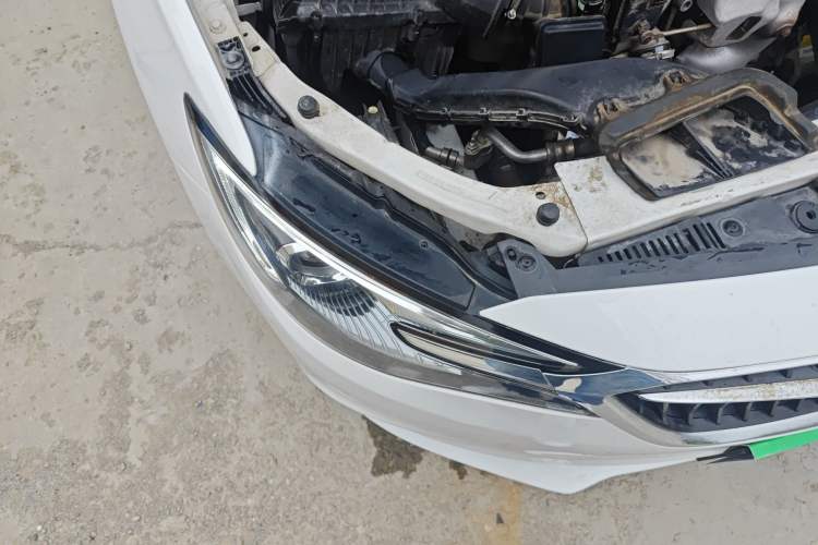 Used Buick GT 2018 15T Dual-Clutch Elite Model China V Standard Right Front Headlight