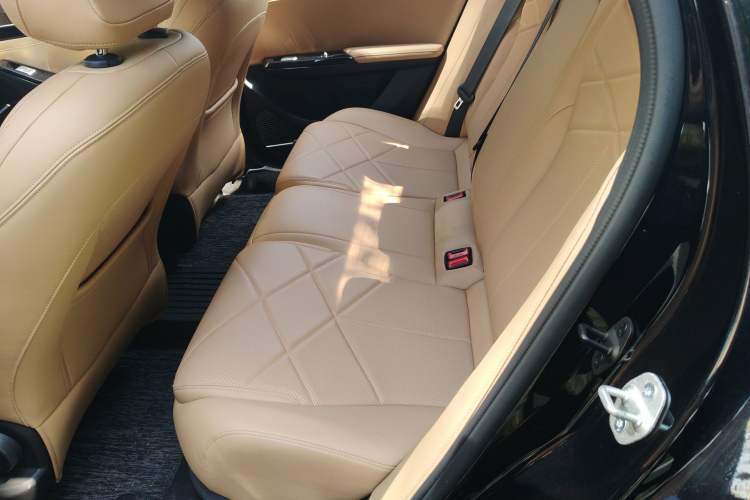 Used Geely Galaxy L6 2023 60km AIR