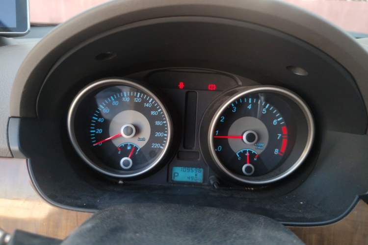 Used Buick Excelle 2015 1.5L Automatic Classic Model
