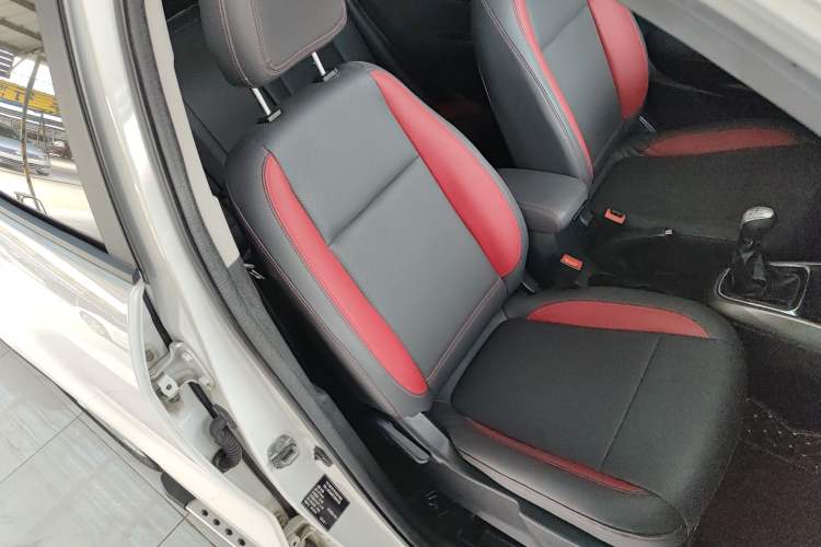 Used CHANGAN CS15 2016 1.5L Manual Luxury Edition Right Front Seat