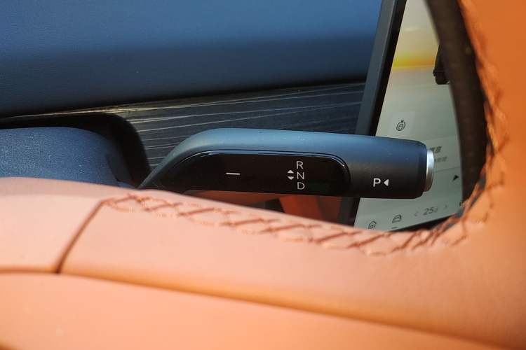 Used ONVO L60 2024 60 kWh Rear-Drive Version
