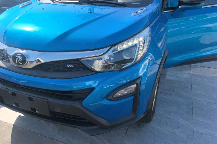 Used BYD Yuan 2017 1.5L Automatic Cool & Stylish Model Left Front Headlight