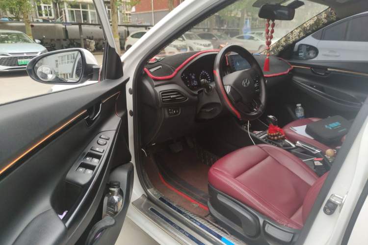 Used Hyundai Celesta 2018 1.6L Automatic GL Enjoyment Version China V Standard Driver Seat