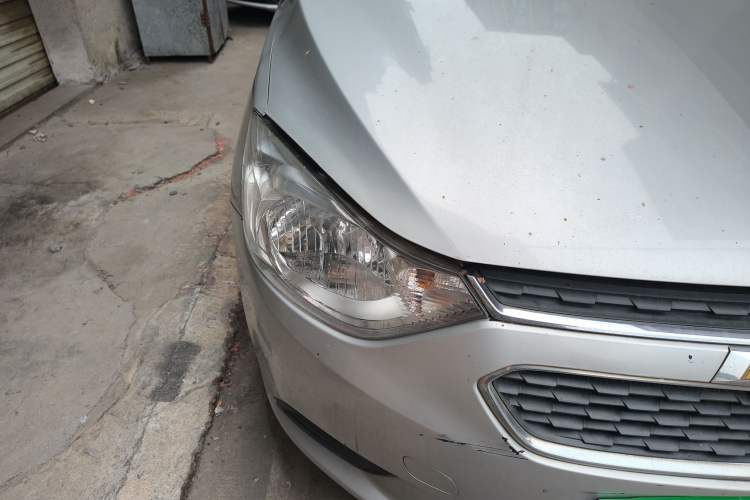 Used Chevrolet Sail 2015 Sail 3 1.3L Manual Warm Edition
