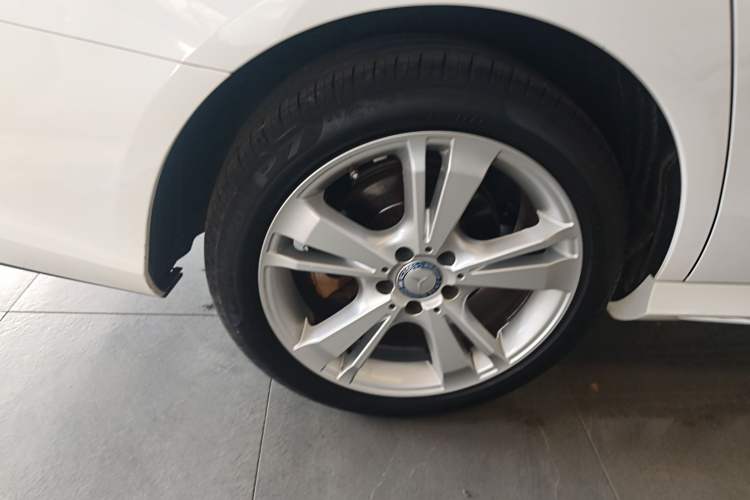 Used Mercedes-Benz E-Class 2016 E 200 L Sport Edition