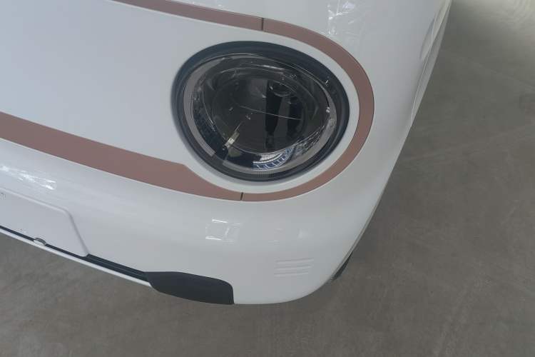 Used Geely Galaxy Panda 2024 Panda Mini 200km Endurance Bear
