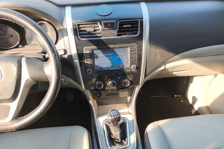 Used FORTHING S500 2016 1.5L Manual Luxury Model