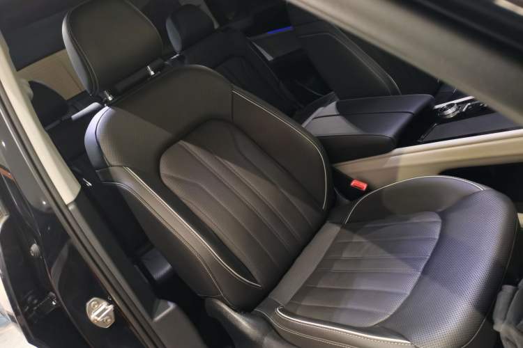 Used Volkswagen Teramont 2022 380TSI Four-Wheel Drive Luxury Edition Right Front Seat