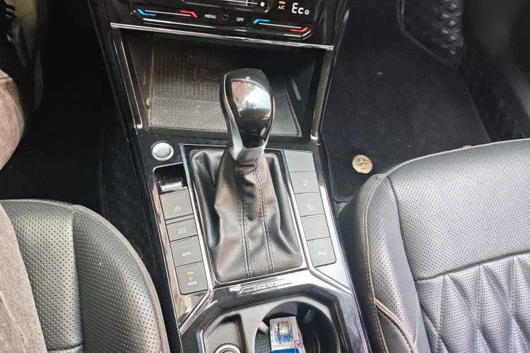 Used Volkswagen Passat New Energy 2020 430 PHEV Hybrid Luxury Edition China VI Standard Gear Lever