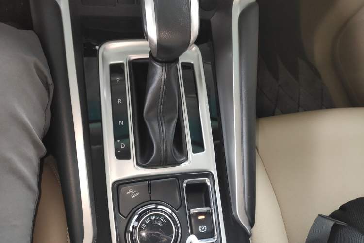 Used Mitsubishi Pajero 2018 V93 3.0L 5-Door GLS Genuine Leather Version – Middle East
