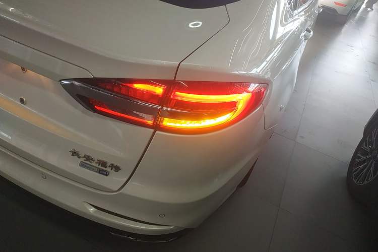 Used Ford Mondeo 2020 EcoBoost 180 Stylish Model
