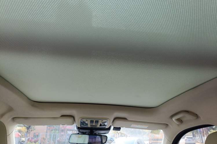 Used Wey VV6 2018 2.0T Two-Wheel-Drive Ultra-Luxury Version China V Standard