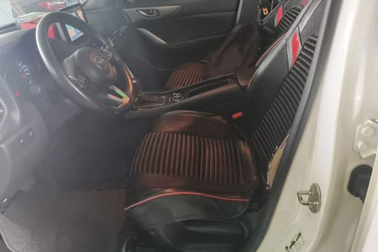 Used Mazda CX-4 2018 2.0L Automatic Two-Wheel Drive Blue Sky Dynamic Version China V Standard Left Front Seat