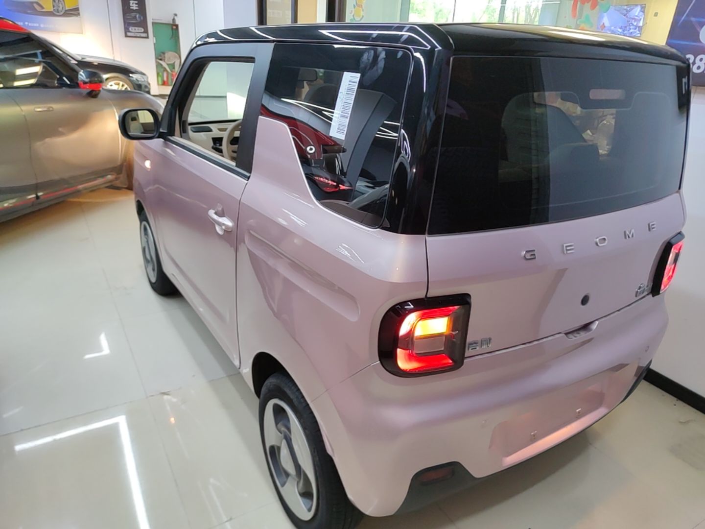 Geely Galaxy Panda 2023 Panda Mini 200km Dynamic Bear — снимка 4