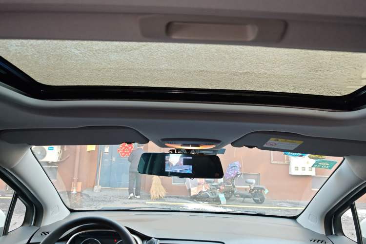 Used Chevrolet Lova RV 2018 1.5L Automatic Smart Drive Model Headliner