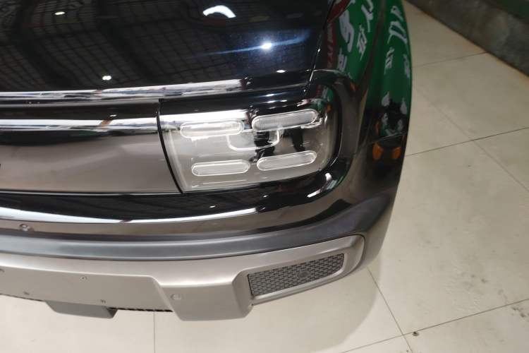 Used Baojun Spark EUV 2024 Prestige Edition 4 Seats Left Front Headlight