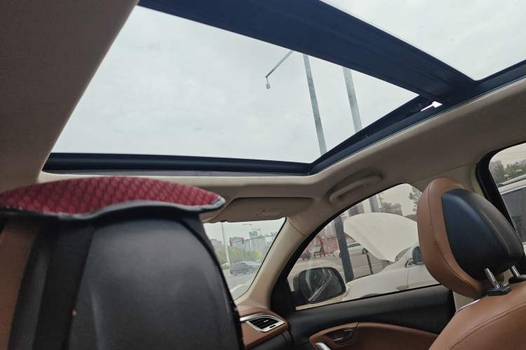 Used Soueast DX7 2017 1.5T Manual Triumph Edition
