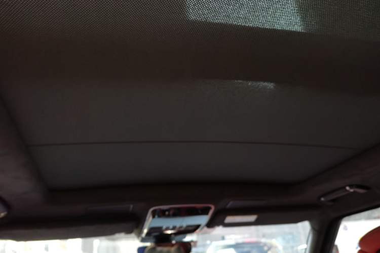 Used Land Rover Range Vogue 2021 3.0T P400 Gasoline Extended-Wheelbase European Specification Headliner