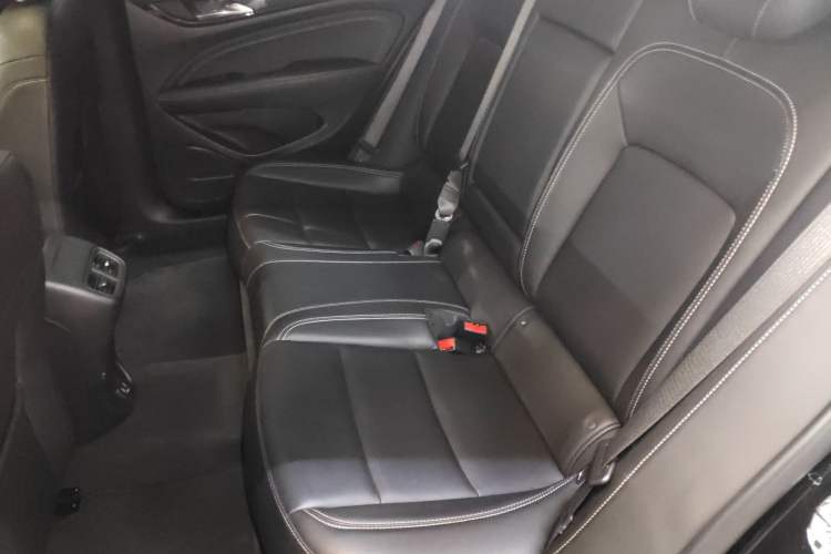 Used Buick Regal 2024 25T Deluxe Edition